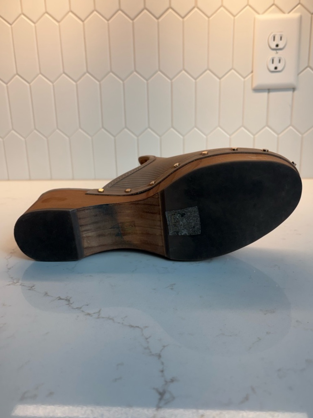 EUC Dolce Vita Closen Clogs. Camel Nubuck Suede. Size 10. Retail price $148. - Picture 10 of 10